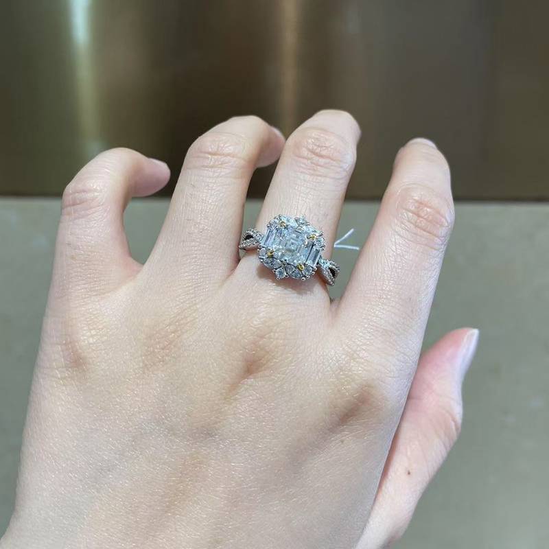 Princess Fang Women's Ring S925 Silver Plated Platinum Customized Selection Main Stone Moissanite Diamond 2.0ct/Secondary Stone High Carbon Diamond